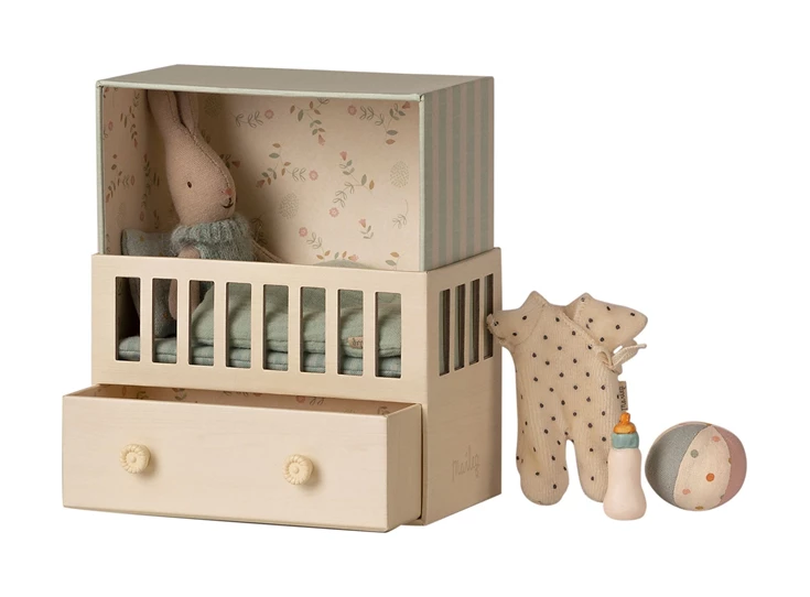 Baby-room-w-Micro-rabbit