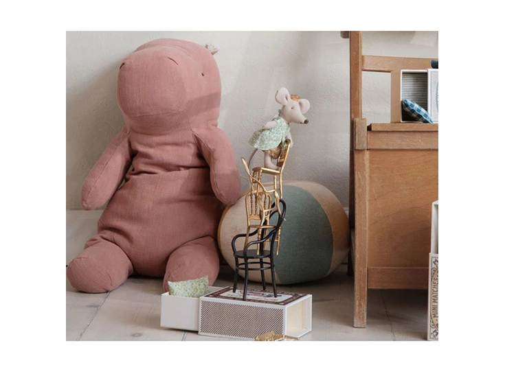 Chair-Mouse-Gold