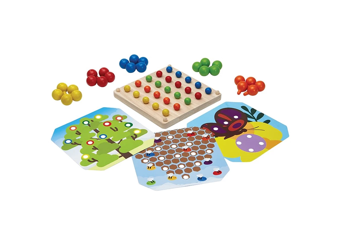 Creative-Peg-Board