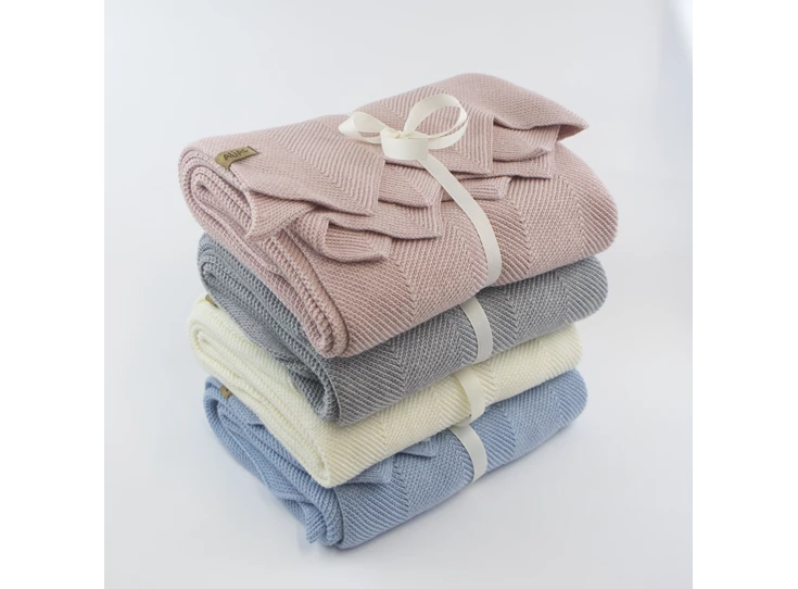 Gebreid-deken-100-Merino-Wol-75x100cm-Blue