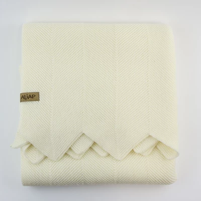 Gebreid-deken-100-Merino-Wol-75x100cm-Cream