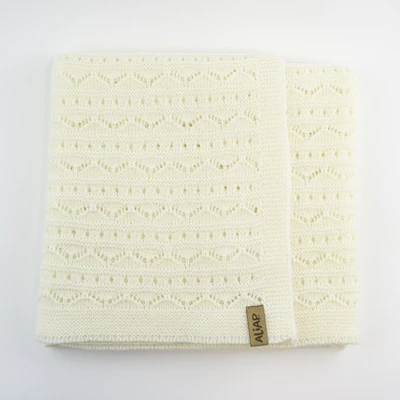 Gebreid-deken-100-Merino-Wol-75x100cm-Cream