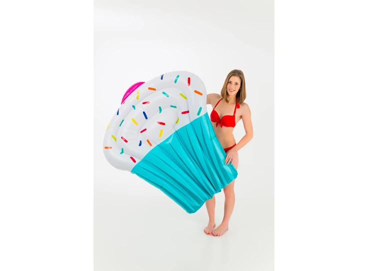 Giant-Cupcake-Float-148x125cm