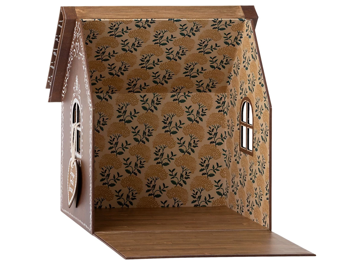 Gingerbread-House-Small