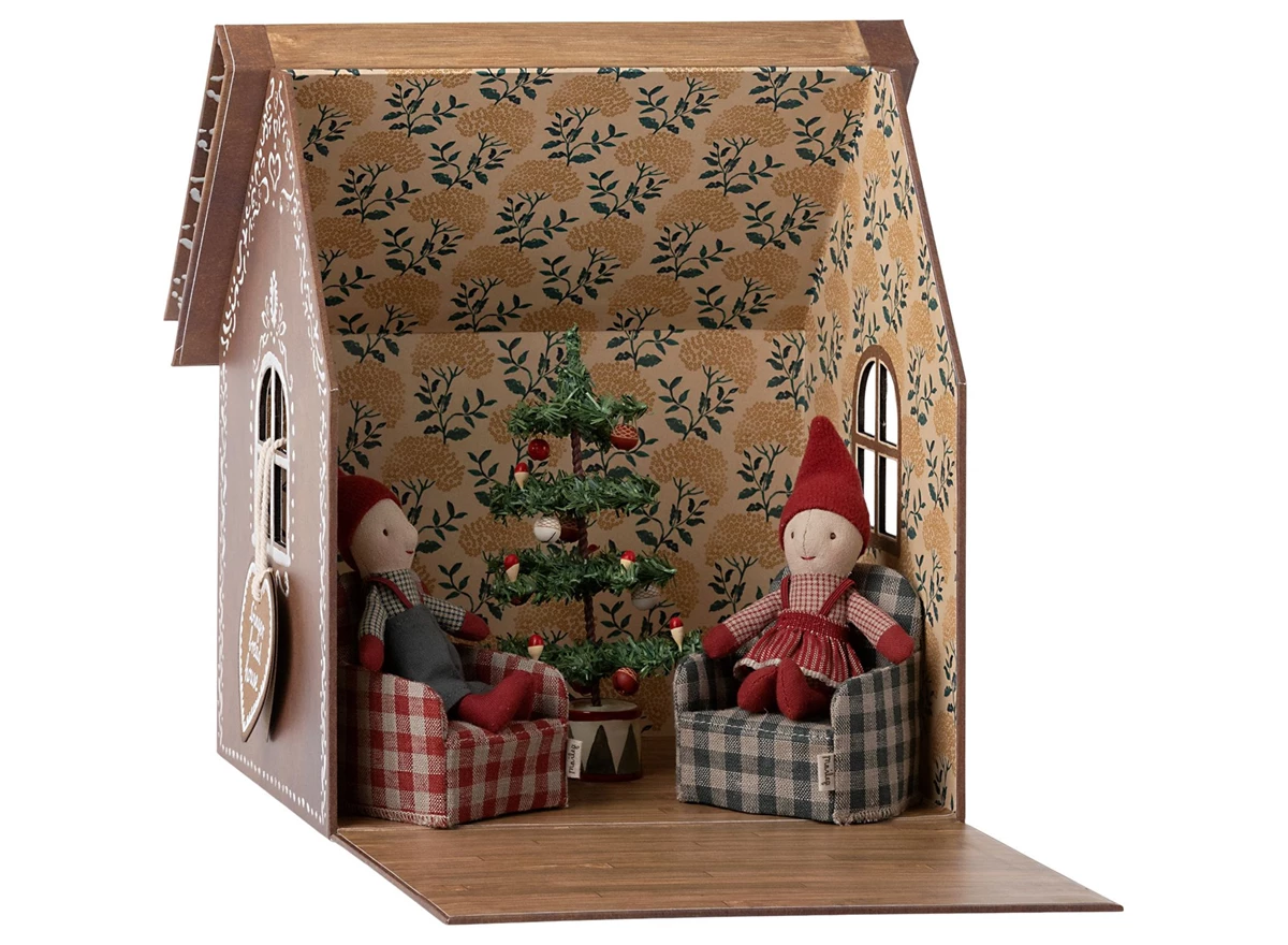 Gingerbread-House-Small