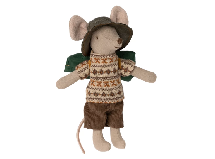 Hiker-Mouse-Big-brother