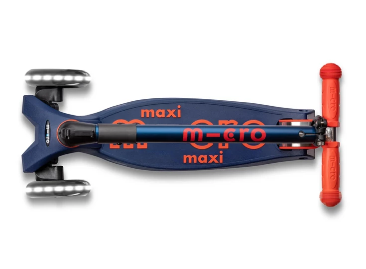 Maxi-Micro-Deluxe-Inklapbaar-LED-Marineblauw