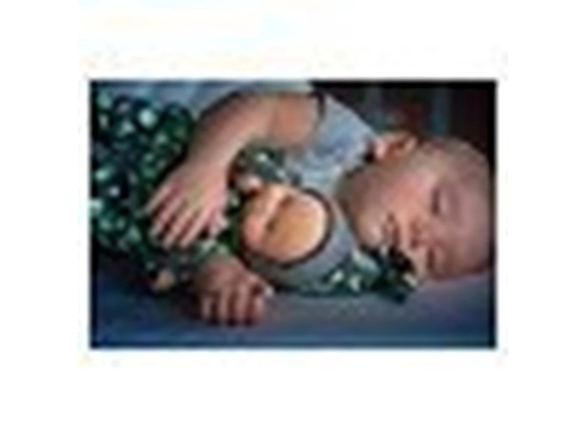 Mon-Doudou-Babypouce-Glow-in-the-Dark-28-cm
