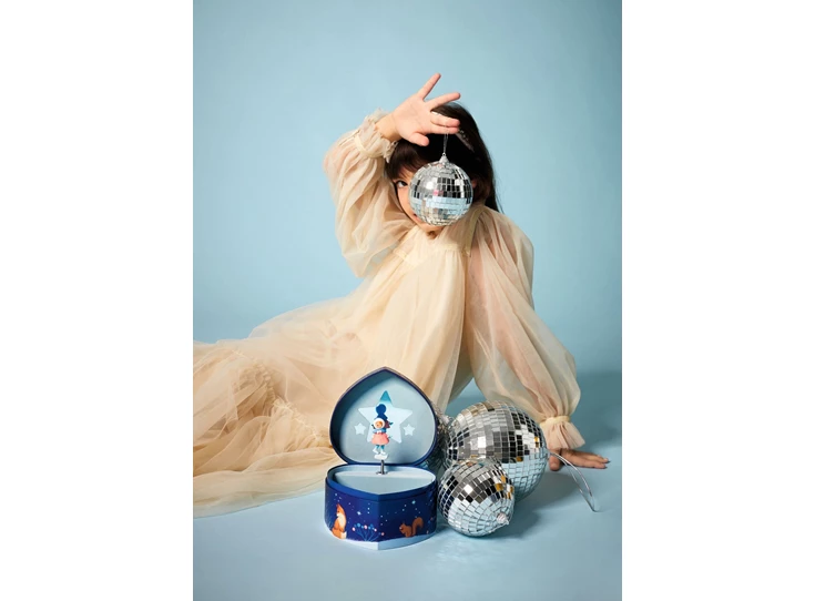 Muziekdoosje-Schaatster