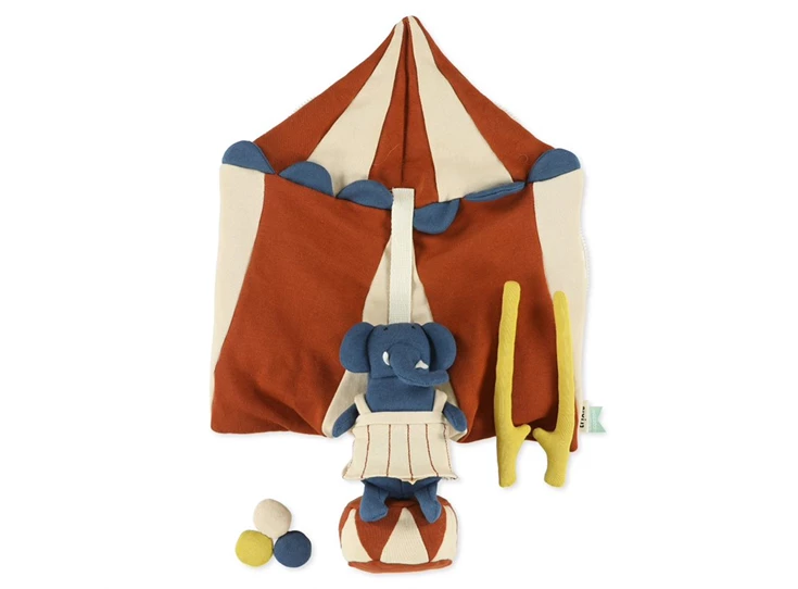 Puppet-world-M-Circus