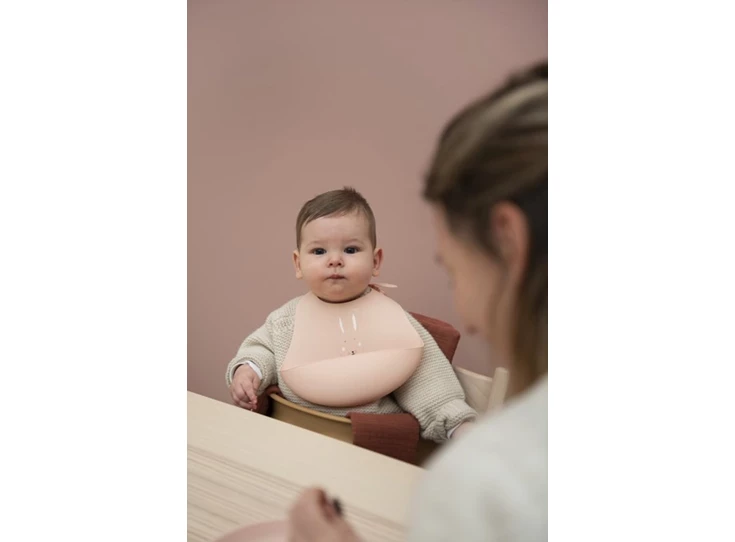 Silicone-bib-2-pack-Mrs-Rabbit