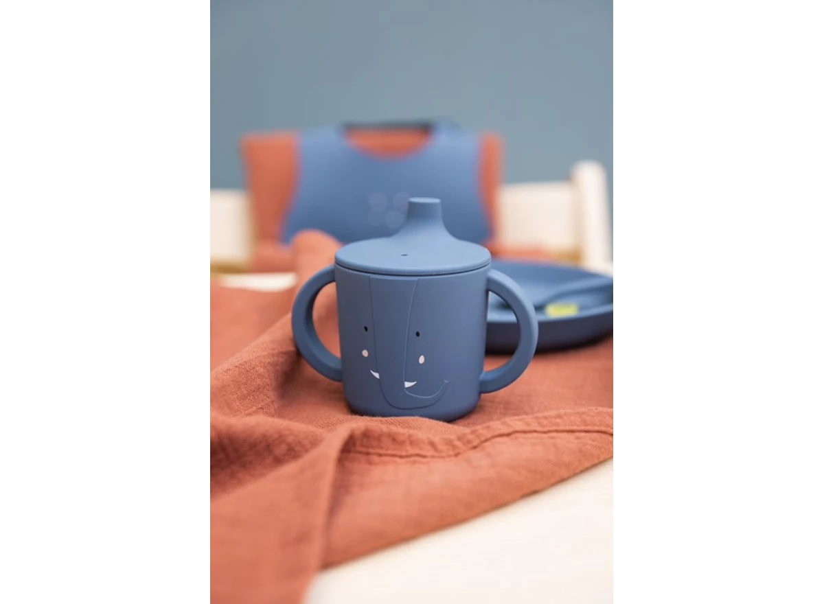 Silicone-sippy-cup-Mrs-Elephant