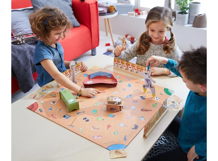 Spel-Met-Rasse-Schreden