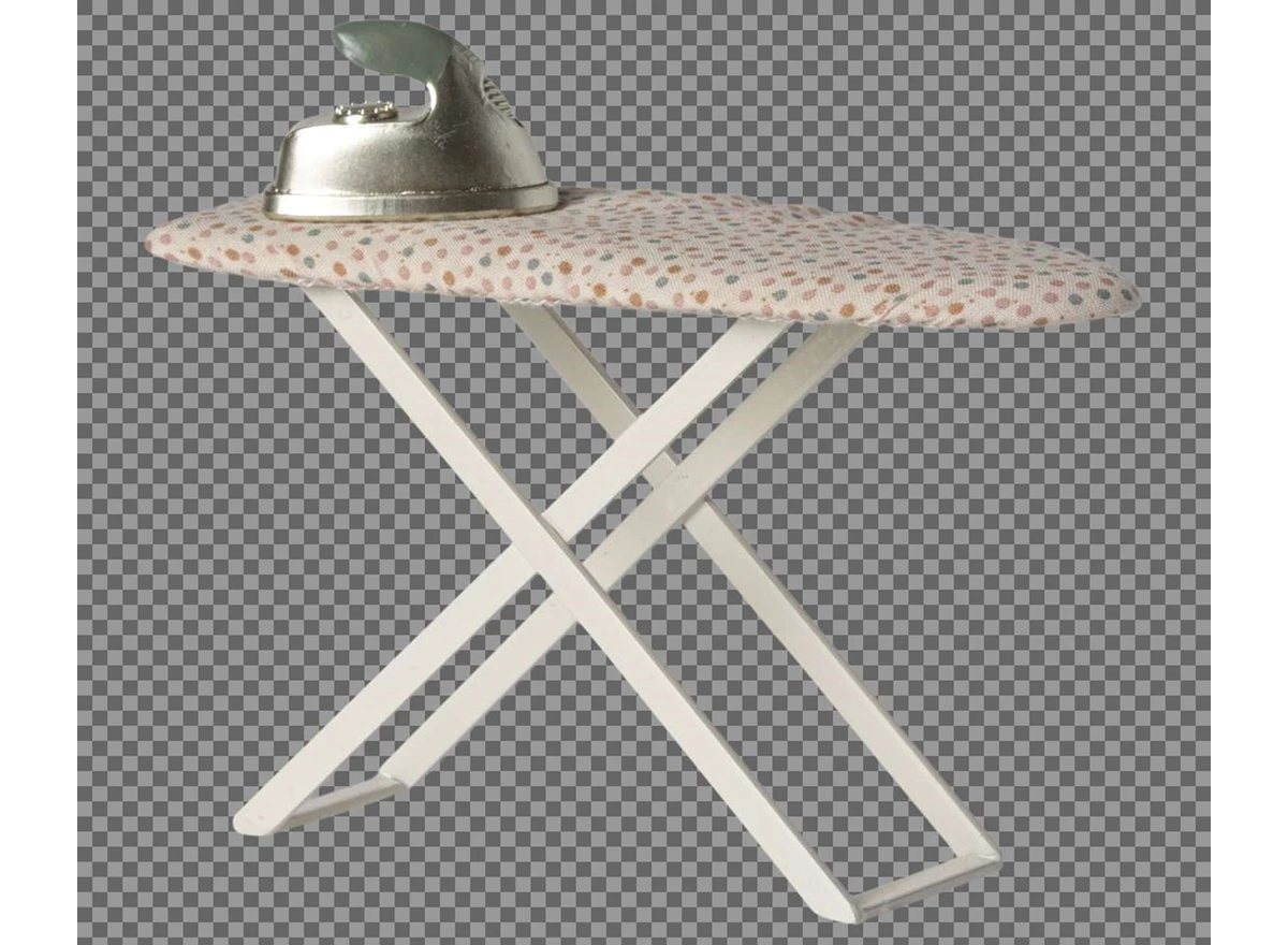 Strijkijzer-en-Strijkplank-Muis
