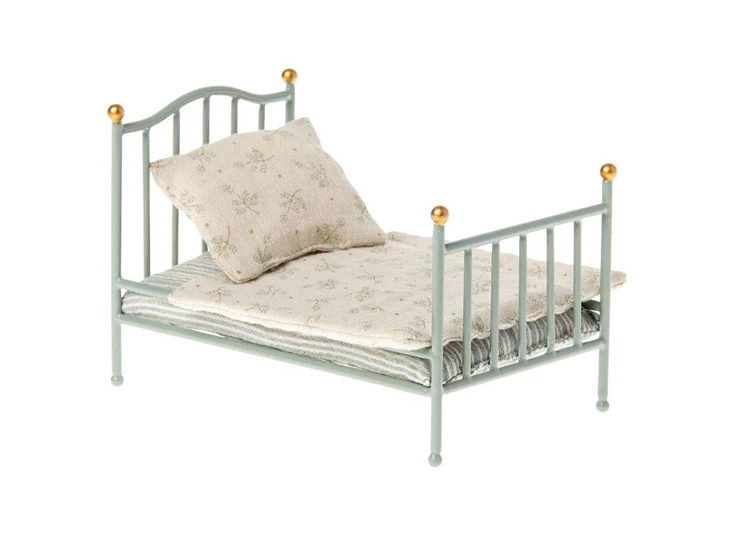 Vintage-bed-Mouse-Mint