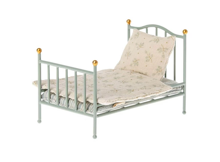 Vintage-bed-Mouse-Mint