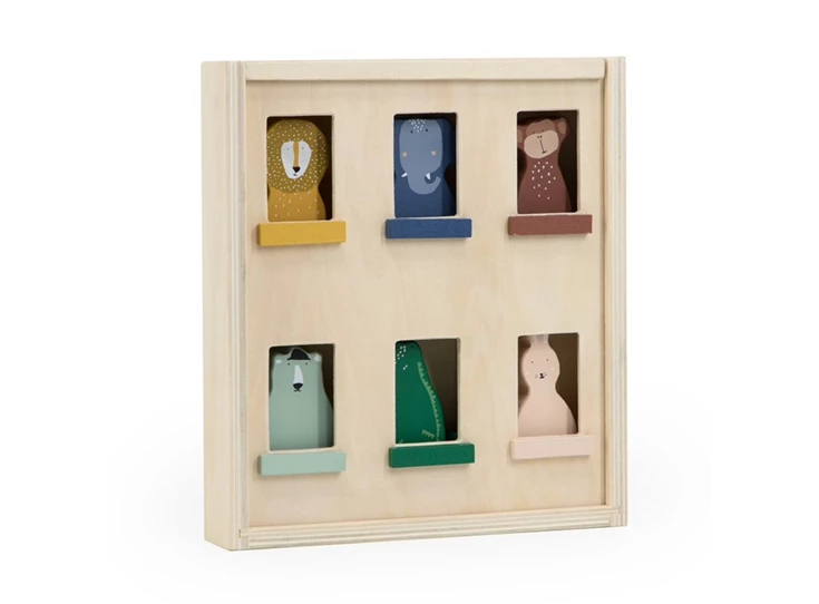 Wooden-animal-apartment