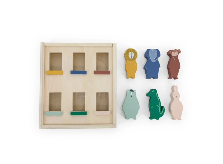 Wooden-animal-apartment