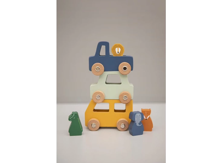 Wooden-animal-car-set