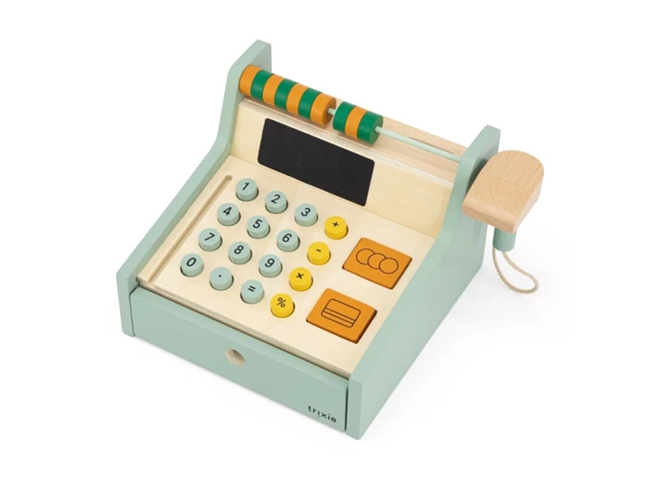 Wooden-cash-register-with-accessories