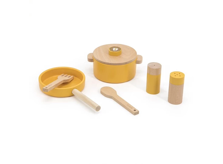 Wooden-cooking-set-Mr-Lion