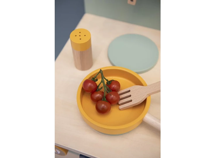 Wooden-cooking-set-Mr-Lion