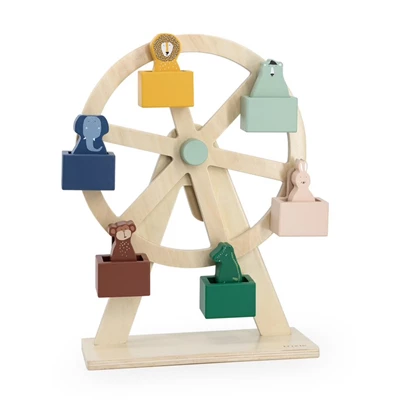 Wooden-ferris-wheel