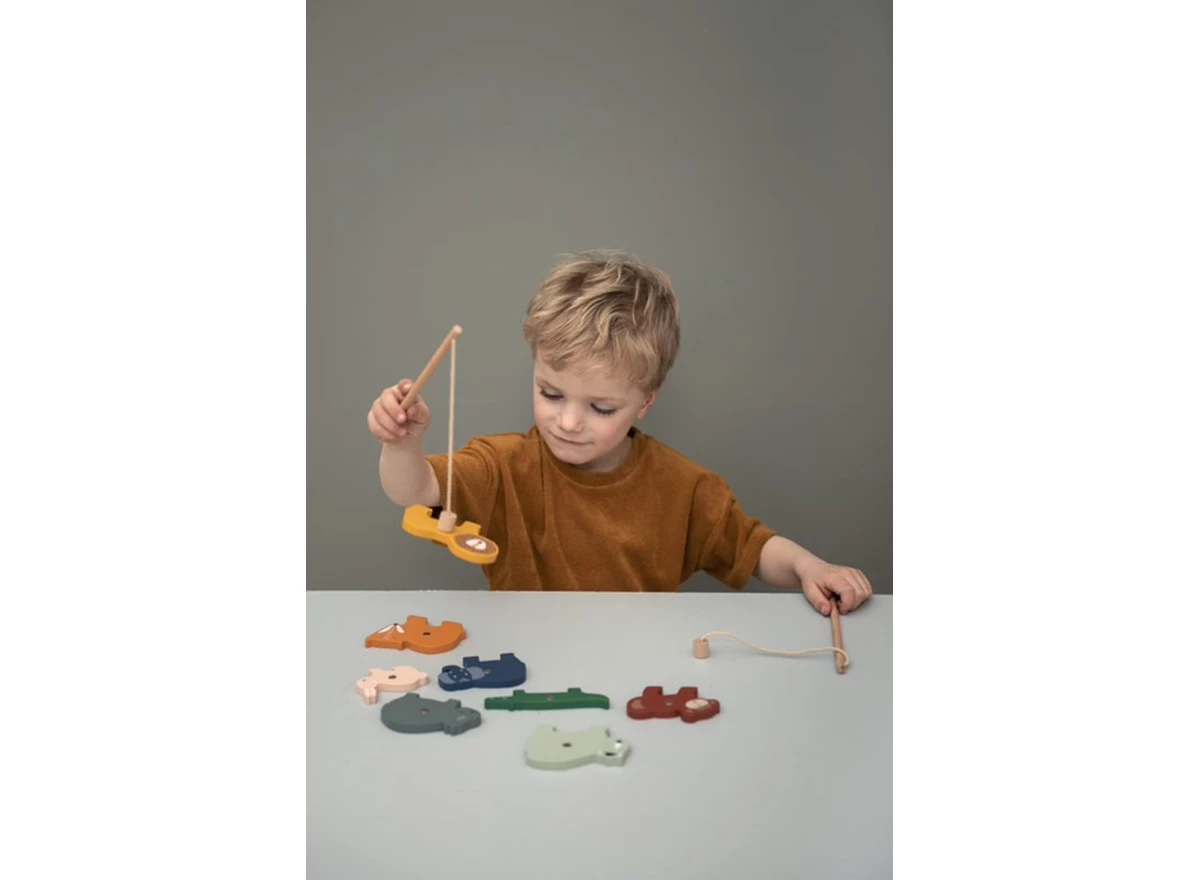Wooden-fishing-game