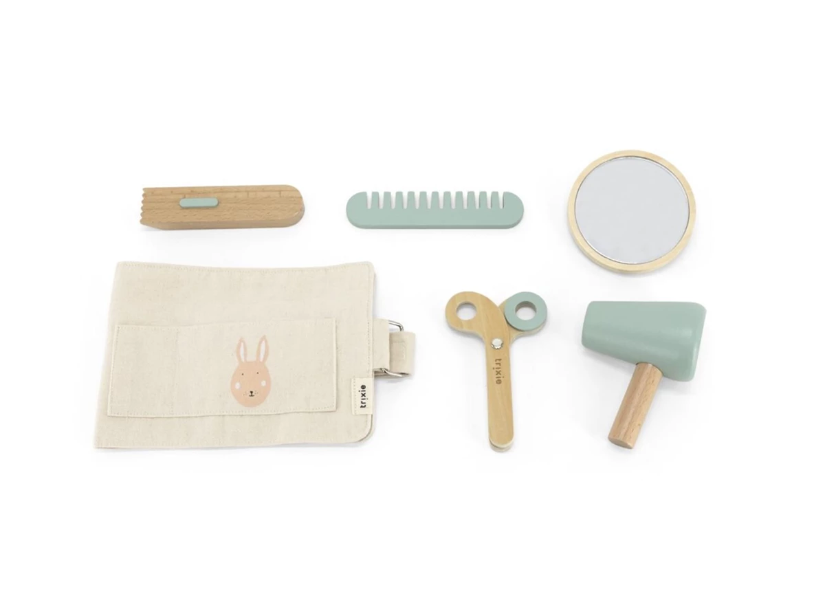 Wooden-hairdresser-set