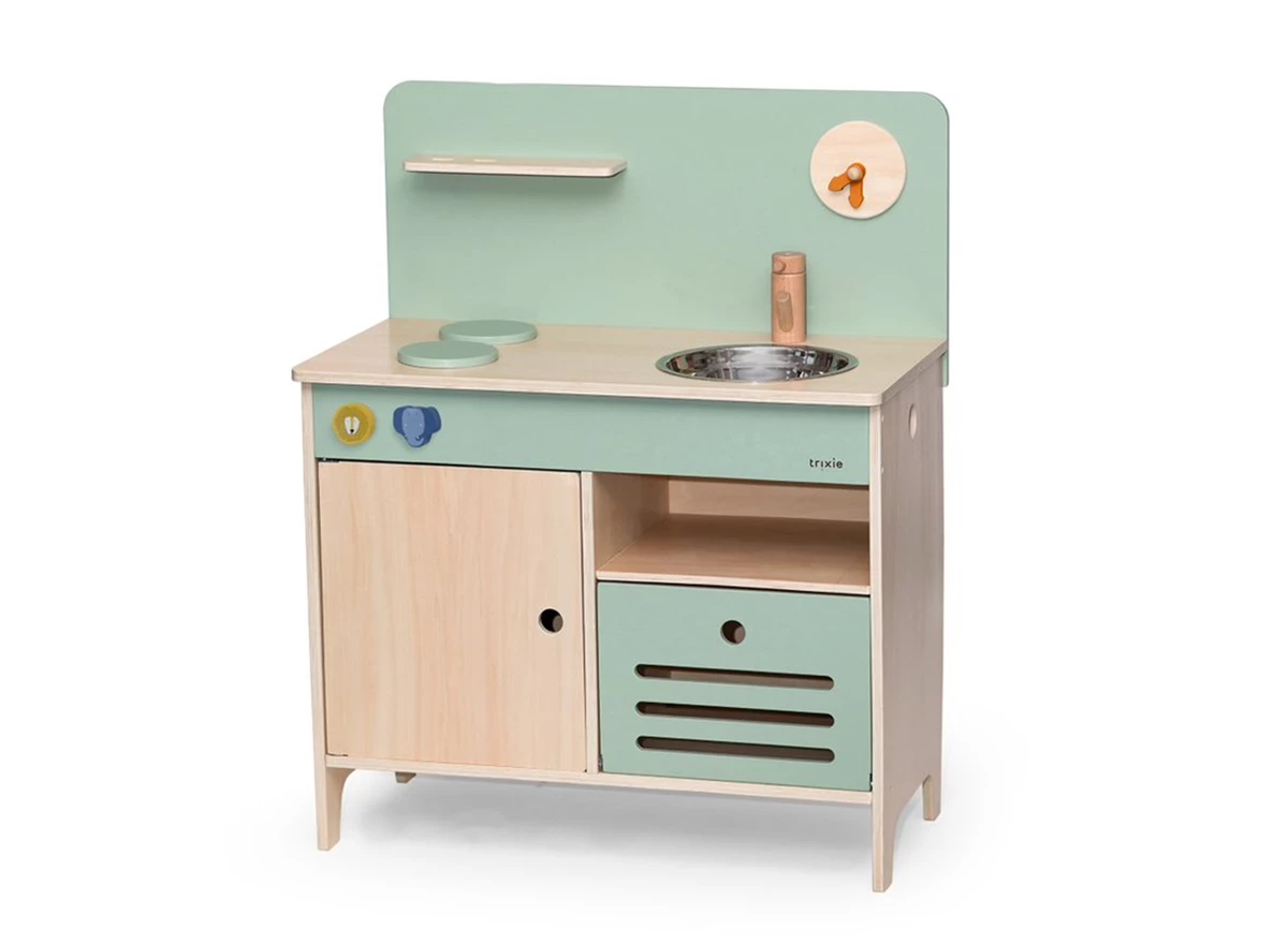 Wooden-kitchen