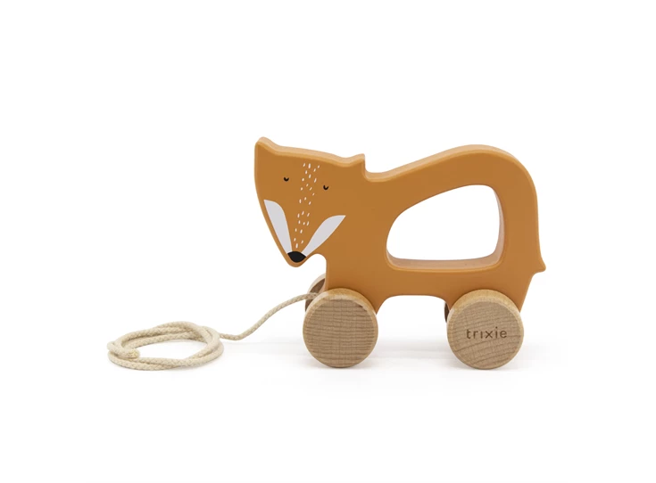 Wooden-pull-along-toy-Mr-Fox