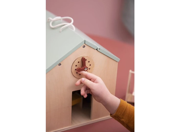 Wooden-school-with-accessories