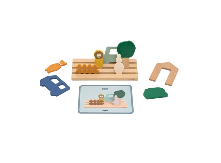 Wooden-spatial-insight-game