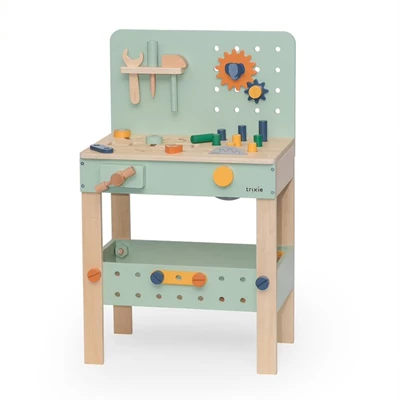 Wooden-work-bench